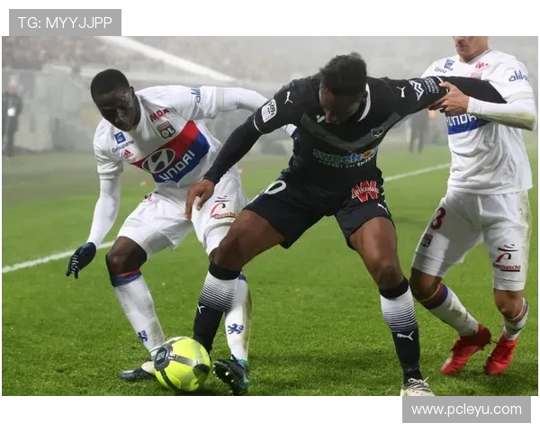 乐鱼官方成为大巴黎的官方合作伙伴助推巴黎足球走向世界 乐鱼官方成为大巴黎的官方合作伙伴助推巴黎足球走向世界